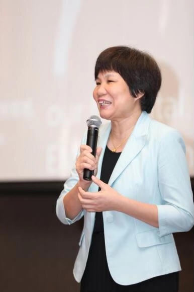 图为402永利集团官网谢曼华书记致辞