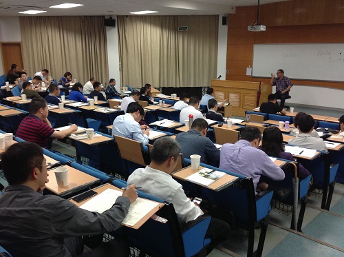 魏杰教授与中大管院EMBA同学和校友们交流探讨新常态下中国宏观经济