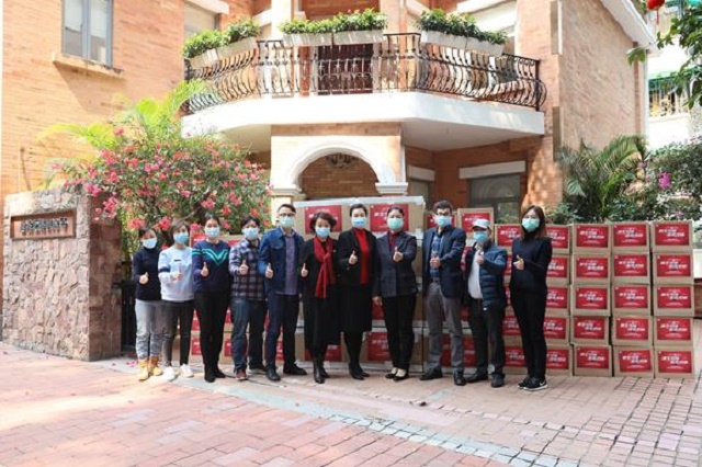 铠琪团队情牵抗疫一线医护人员